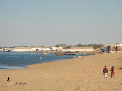 The city of Tombwa is the southern-most settlment of the Angolan coast, surrounded on one side by the ocean and on the other by the Namibian desert that extends to Namibia and the Skeleton coast.